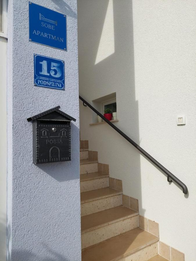 M&M'S- Lovely Apartments Baška Voda Eksteriør billede
